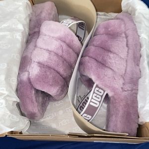 Ugg fluff yeah slides